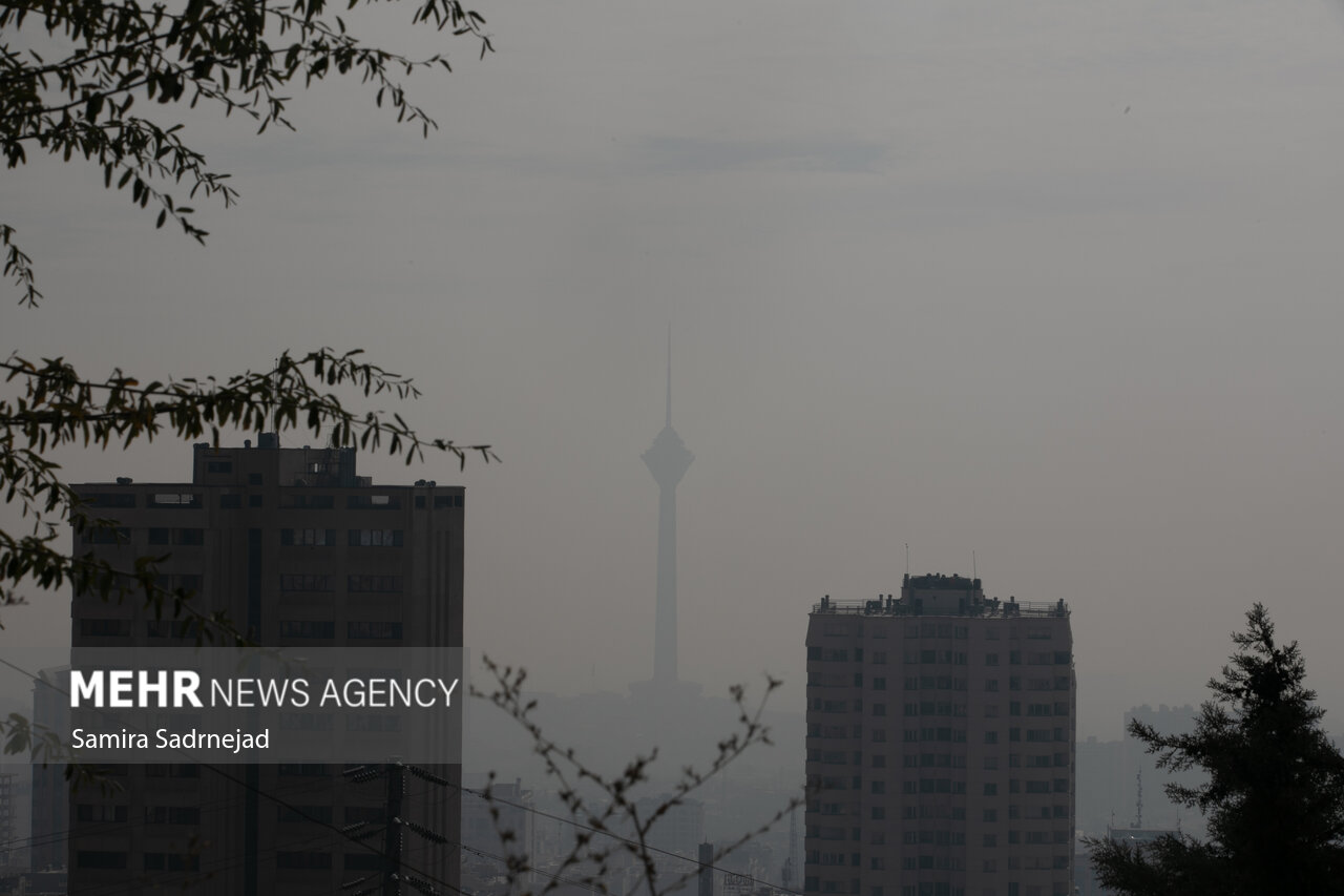 مدیرکل هواشناسی تهران هشدار داد: پایداری جو، انباشت آلاینده‌ها در پایتخت را تشدید می‌کند