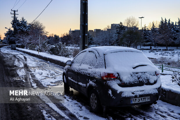 هاشمی راه ۳۶۰ روستای اردبیل بازگشایی شد
