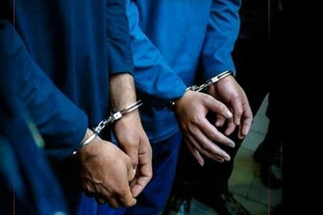 پلیس خرم‌آباد سارق طلاجات را با ۲۸۴ گرم طلای مسروقه در کمتر از ۷۲ ساعت دستگیر کرد